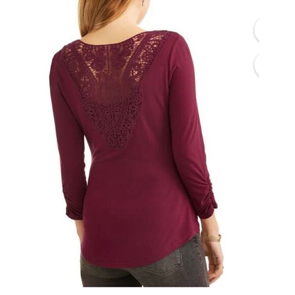 NO BOUNDARIES - NWT - L Sz XL Cage Neck/Lace Medallion Back Top/Red Pomegranate - Picture 3 of 16